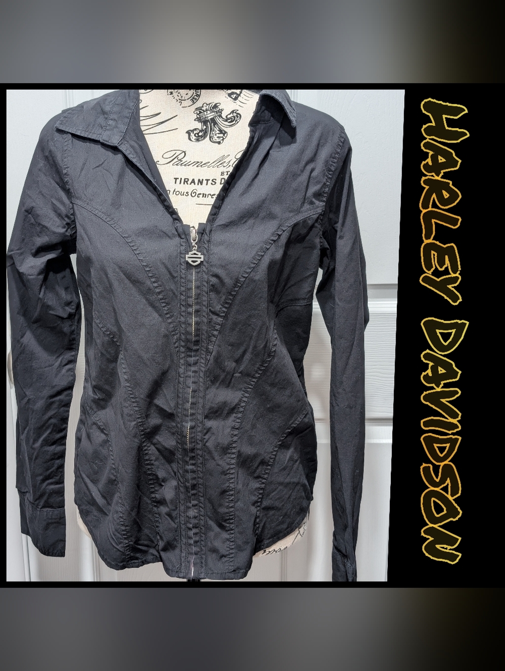 SOLD.   Harley-Davidson Women's Black Fitted Zip Top